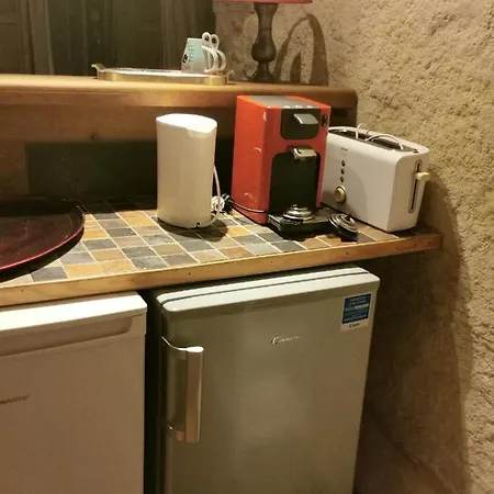 Apartment A Bio Avec Jardin Et Piscine Partagee 32 M² *