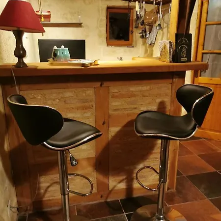 Apartment A Bio Avec Jardin Et Piscine Partagee 32 M² *