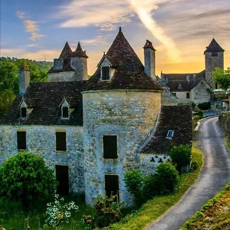 A Avec Jardin Et Piscine Partagee, 32 M². 아파트 Bio (Lot)