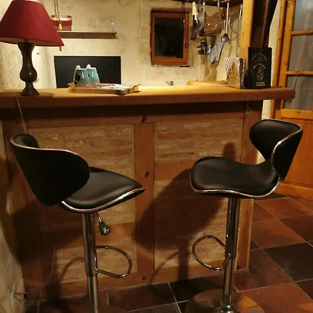 Avec Piscine Partagee Jardin Amenage Et Wifi A Appartement
