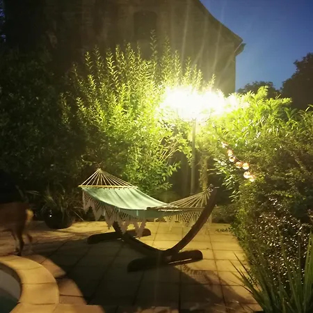 Avec Piscine Partagee Jardin Amenage Et Wifi A Appartement Bio (Lot)