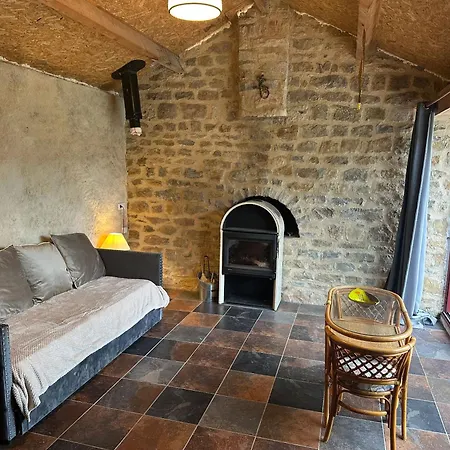 à Avec Jardin Et Piscine Partagée, 32 M². Apartamento *