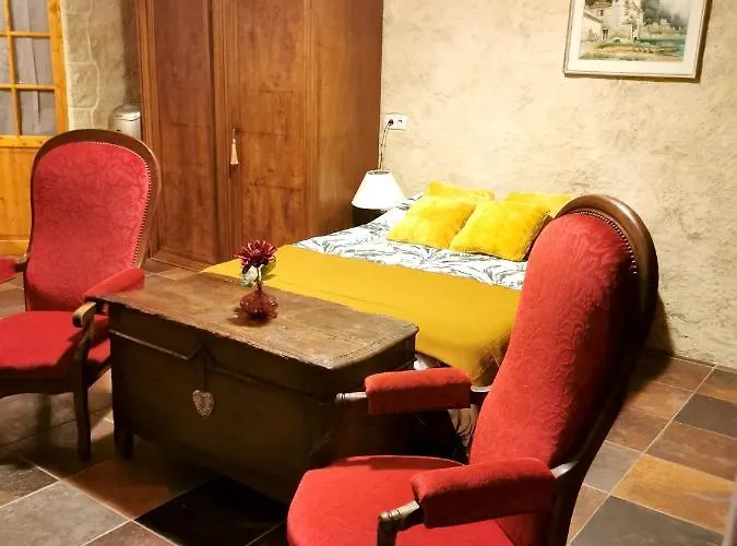 Apartament A Avec Jardin Et Piscine Partagee, 32 M². Bio (Lot)