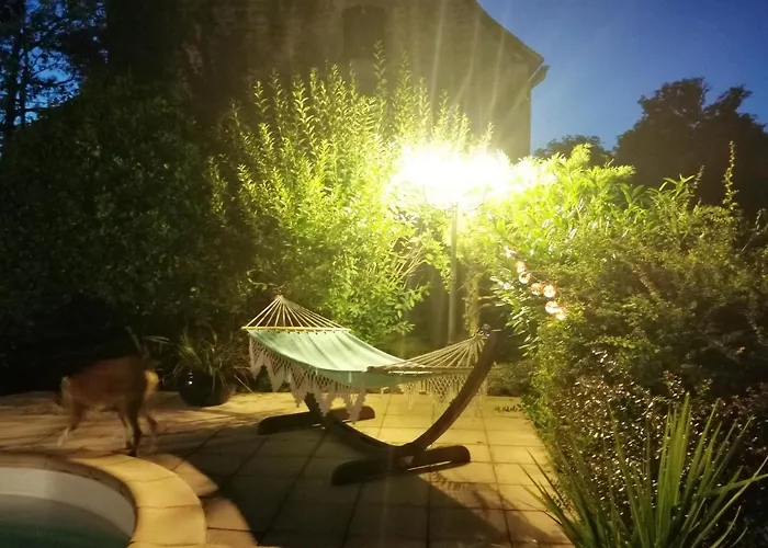 Apartament A Avec Jardin Et Piscine Partagee, 32 M². Bio (Lot)