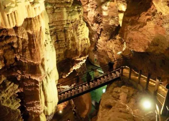 A Avec Jardin Et Piscine Partagee, 32 M². Apartament *